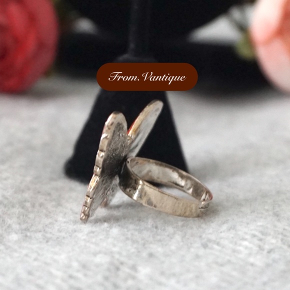 🦋 VINTAGE Sparky Pink Butterfly Silver Adjustable Ring 💍 - Picture 3 of 5